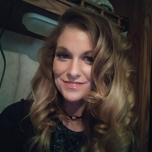 Meet your Posher, KP - Picture 10 of 13